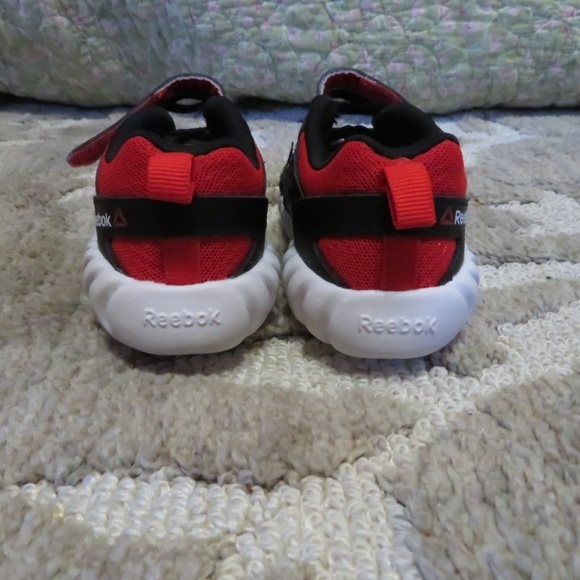 Reebok Shoes Toddler Boy Reebok Shoes Size 5 Red And Black Poshmark